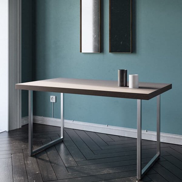 the peer table is a steel table with Π-shaped legs and a wooden surface